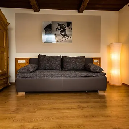 מלון דירות Haus Alpenblick 3*