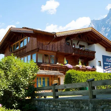 アパートホテル Haus Alpenblick